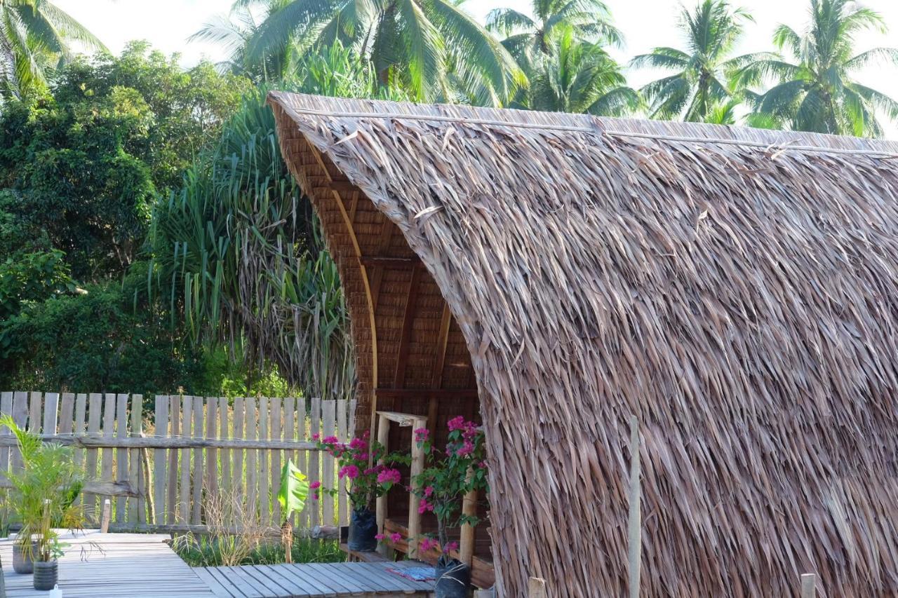 Palayan Paradise Huts San Vicente  Εξωτερικό φωτογραφία
