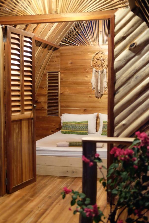 Palayan Paradise Huts San Vicente  Εξωτερικό φωτογραφία